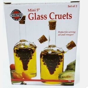 NORPRO 2 PC 5" MINI CONTEMPORARY GRAPE GLASS CRUETS OIL,VINEGAR DISPENSER NEW